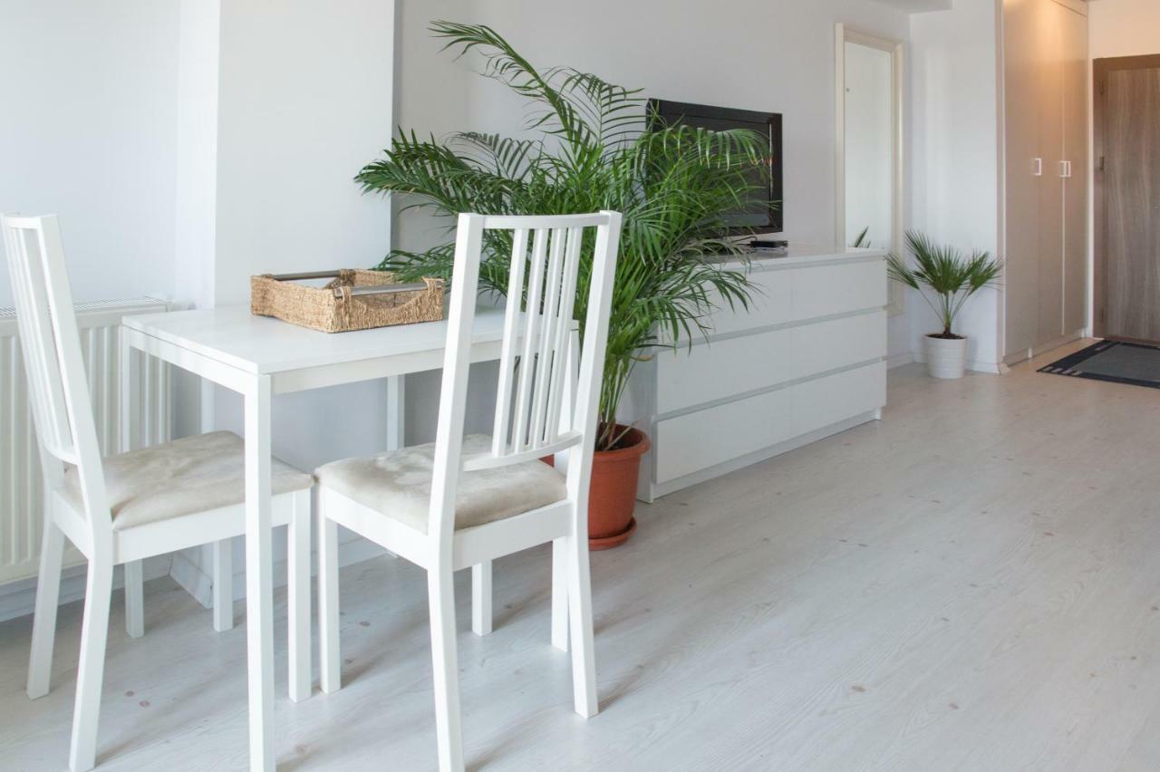 Airport Residence - 5 Mins From Airport Otopeni Exterior photo